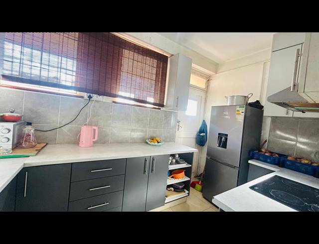2 BEDROOM APARTMENT FOR SALE IN EMPANGENI CENTRAL